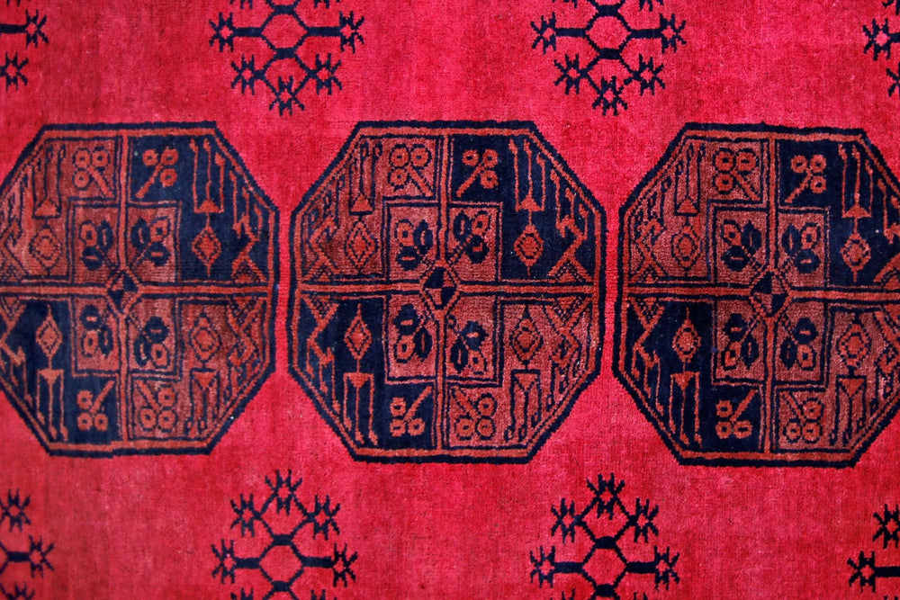 Vintage Turkmen Ersari Rug