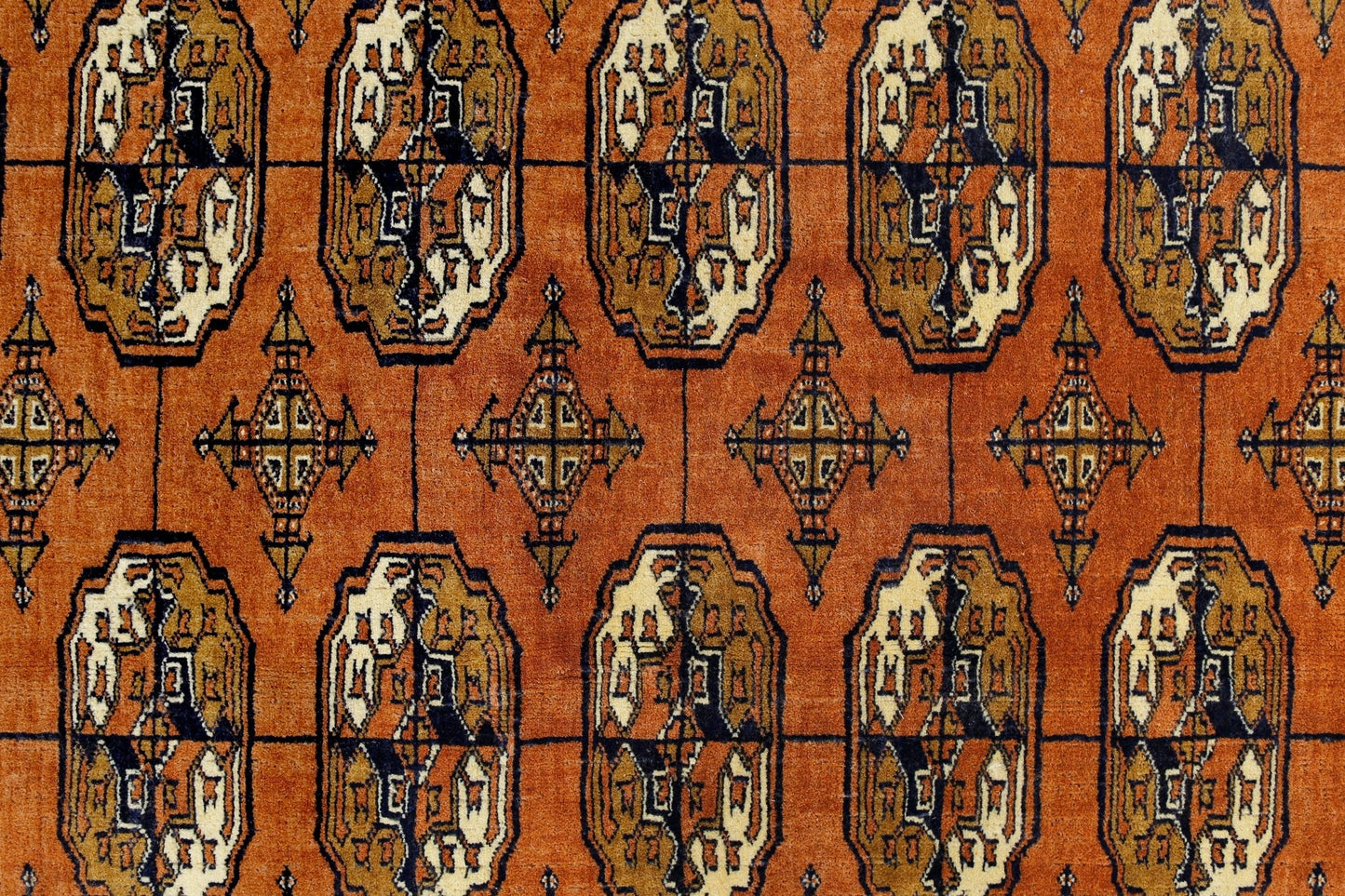 Handmade Vintage Tekke Turkmen Sara Rug | 170 x 130 cm | 5'7" x 4'3" - Najaf Rugs & Textile