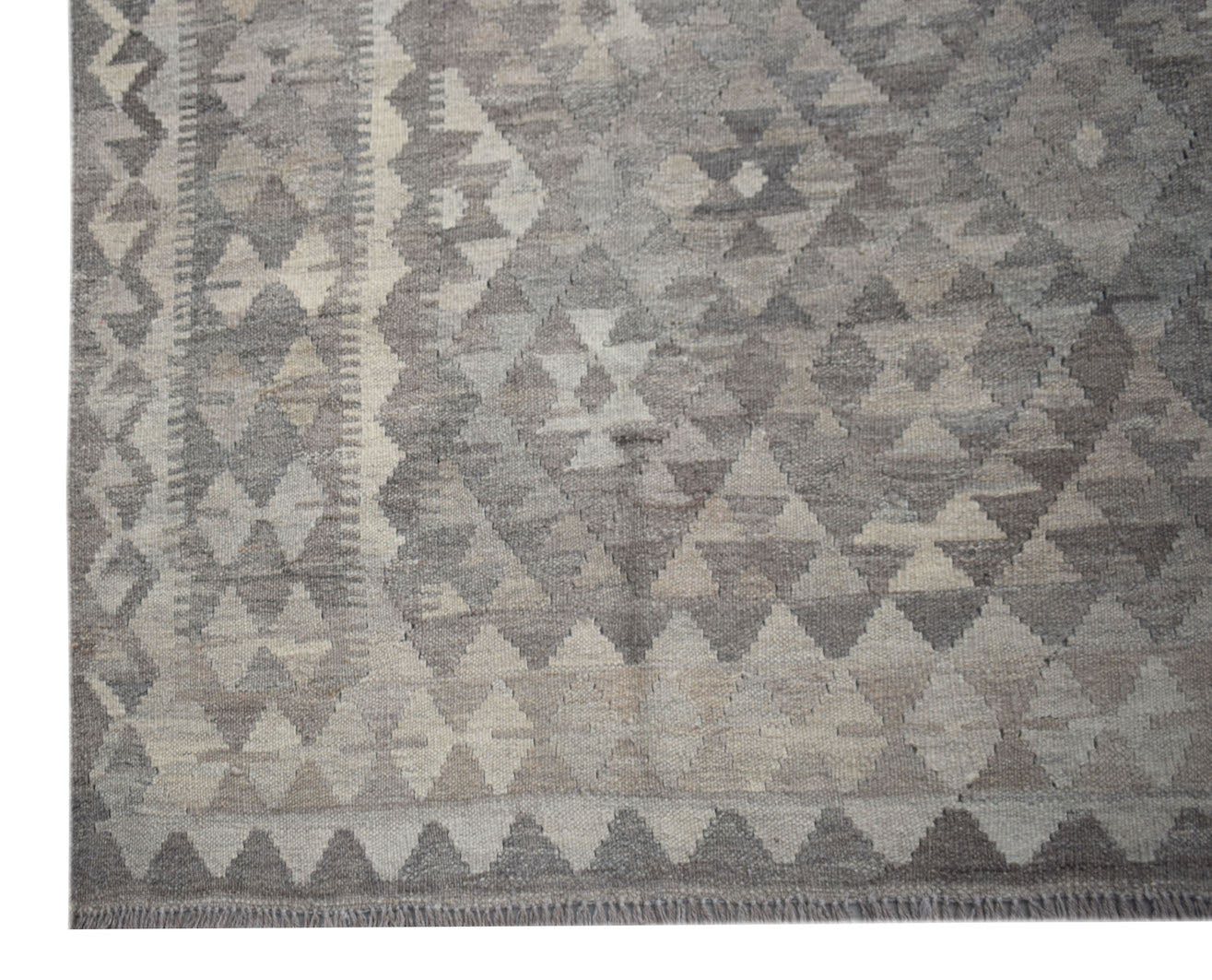 Handwoven Afghan Maiamana kilim rug featuring a grey and beige geometric diamond pattern.