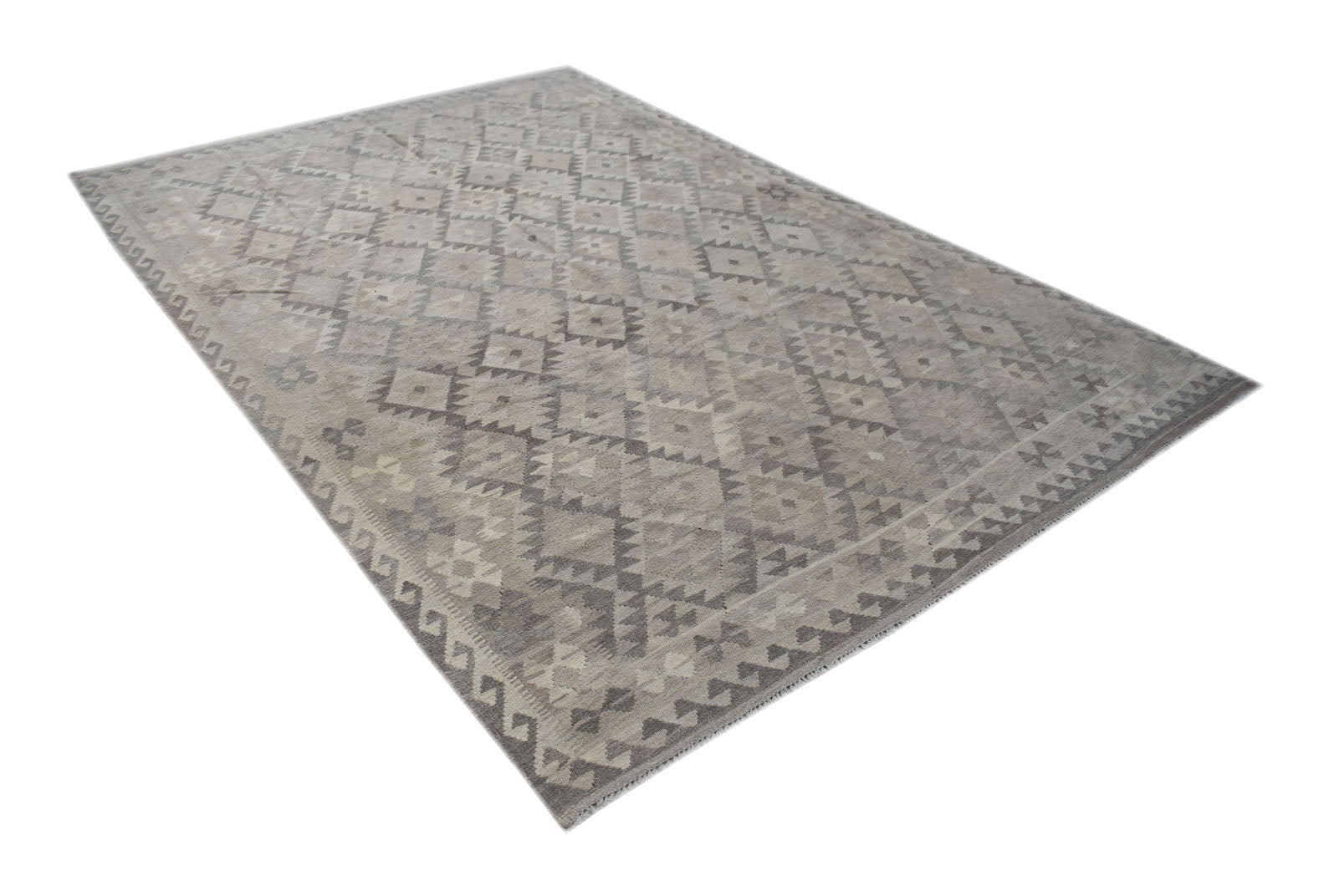 A rectangular, handwoven Afghan Maiamana kilim featuring a grey geometric diamond pattern.
