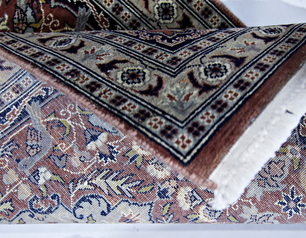 Handmade Mini Vintage Pakistani Rug | 99 x 63 cm | 3'3" x 2'1" - Najaf Rugs & Textile