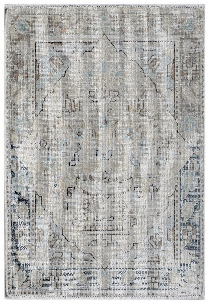 Handmade Mini Vintage Persian Kerman Rug | 67 x 45 cm | 2'3" x 1'6" - Najaf Rugs & Textile