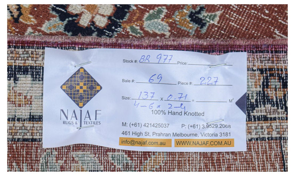 Handmade Mini Vintage Persian Rug | 137 x 71 cm | 4'6" x 2'4" - Najaf Rugs & Textile