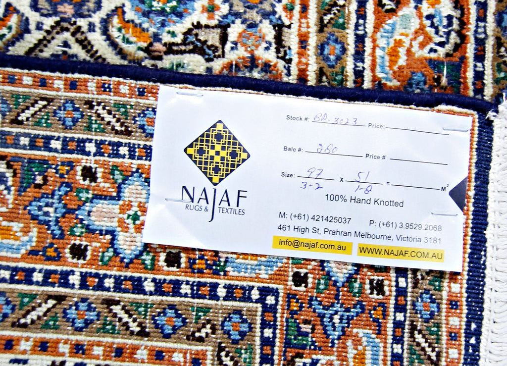 Handmade Mini Vintage Persian Rug | 97 x 51 cm | 3'2" x 1'8" - Najaf Rugs & Textile