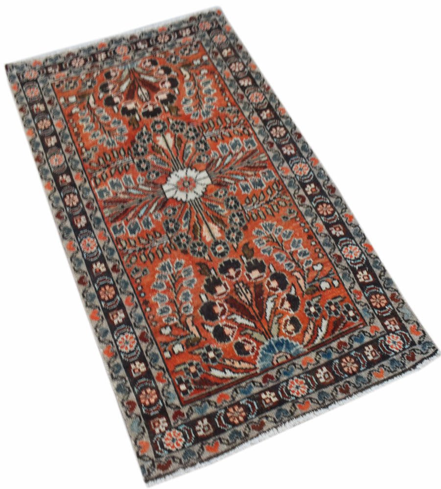 Handmade Mini Vintage Persian Sarouk Rug | 133 x 75 cm | 4'4" x 2'5" - Najaf Rugs & Textile