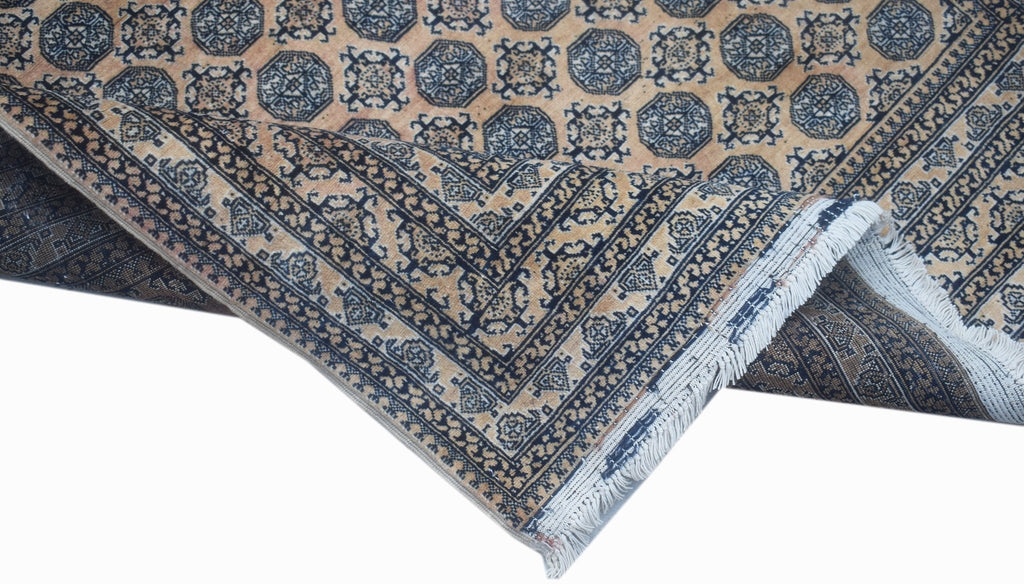 Handmade Traditional Turkmen Mowari Rug | 136 x 97 cm | 4'6"" x 3'3" - Najaf Rugs & Textile