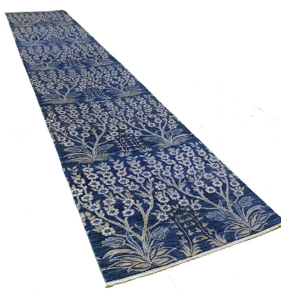 Handmade Transitional Chobi Hallway Runner | 421 x 79 cm | 13'8" x 2'5" - Najaf Rugs & Textile