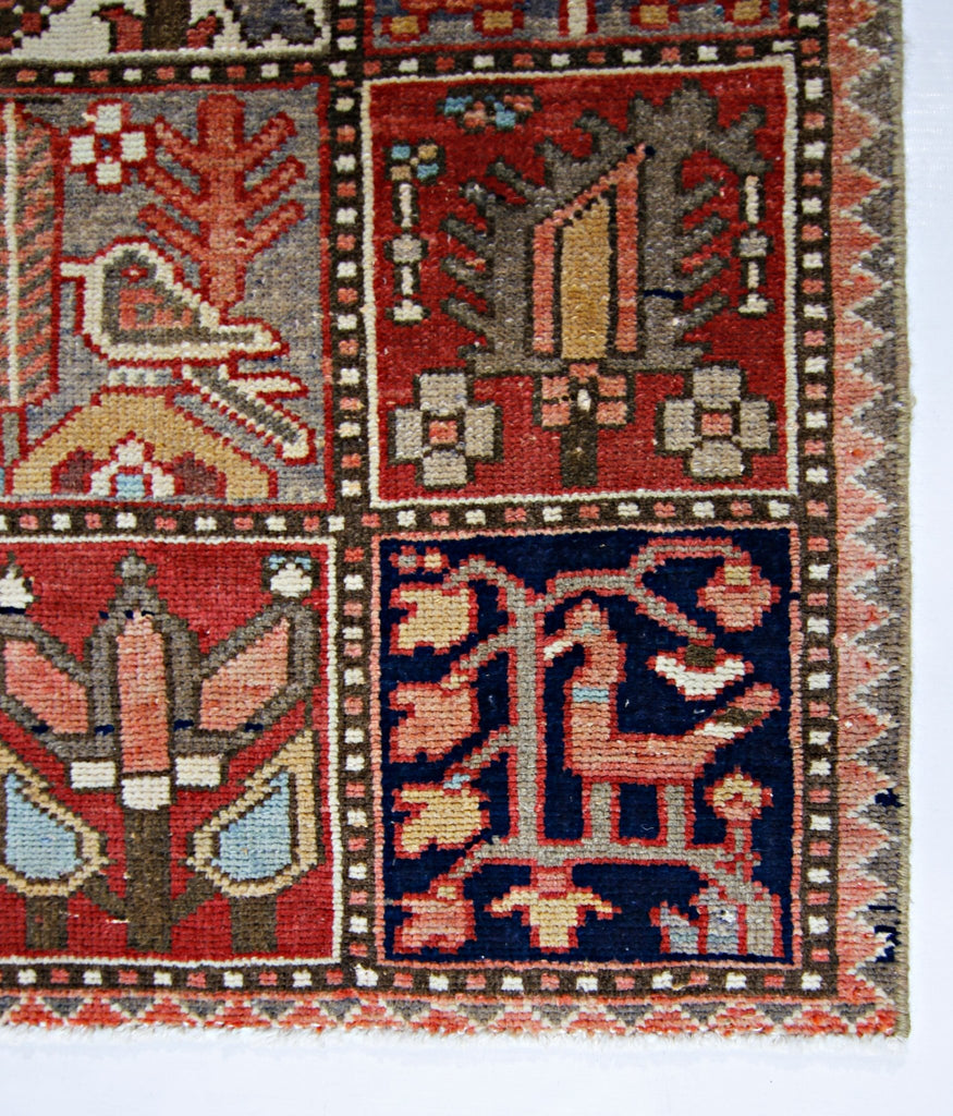 Handmade Vintage Persian Bakhtiari Rug | 165 x 102 cm | 5'5" x 3'4" - Najaf Rugs & Textile
