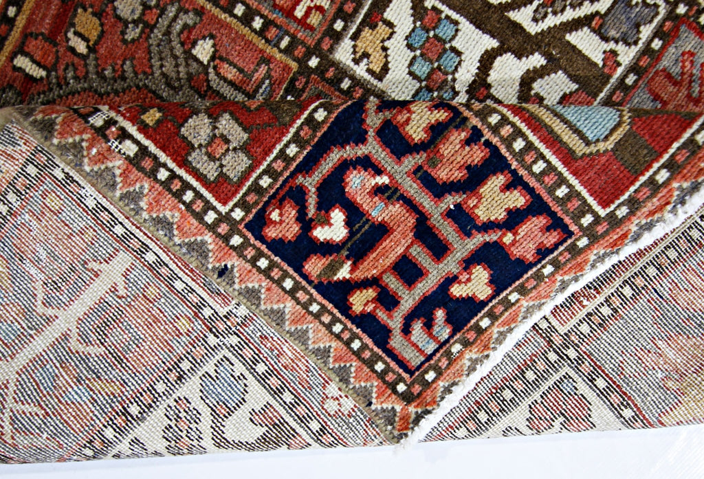Handmade Vintage Persian Bakhtiari Rug | 165 x 102 cm | 5'5" x 3'4" - Najaf Rugs & Textile