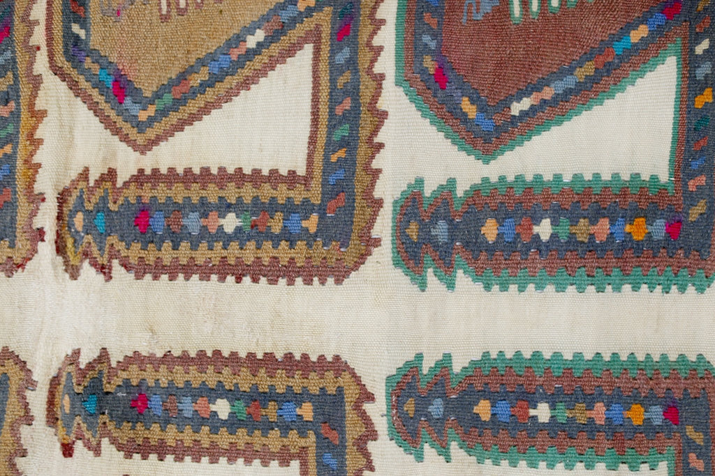 Handmade Vintage Persian Ghasghai Kilim | 178 x 101 cm | 5'10" x 3'4" - Najaf Rugs & Textile