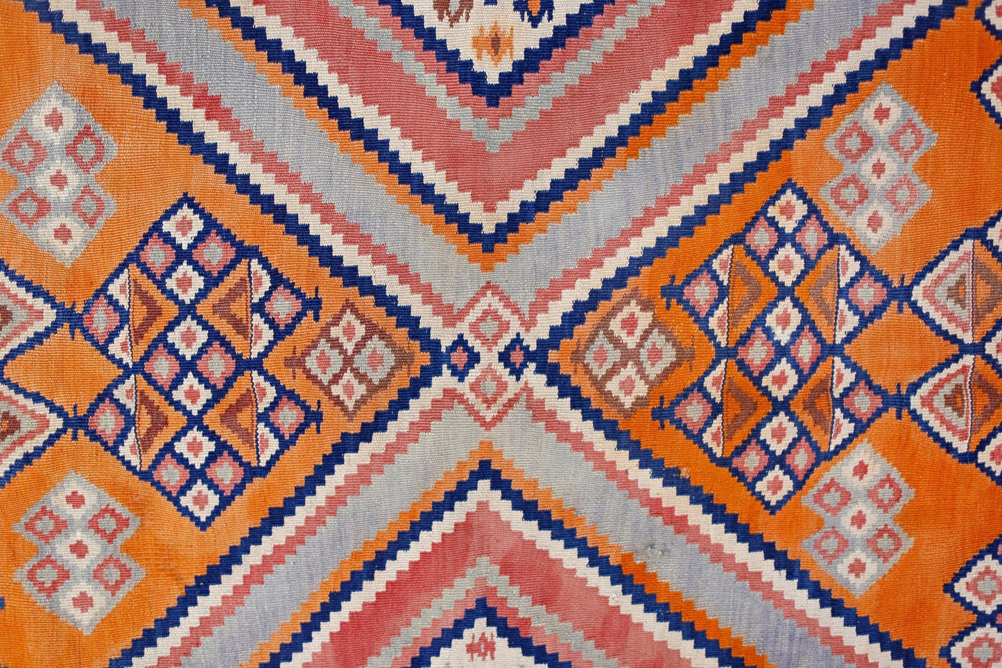 Handmade Vintage Persian Ghasghai Kilim | 250 x 186 cm | 8'3" x 6'1" - Najaf Rugs & Textile