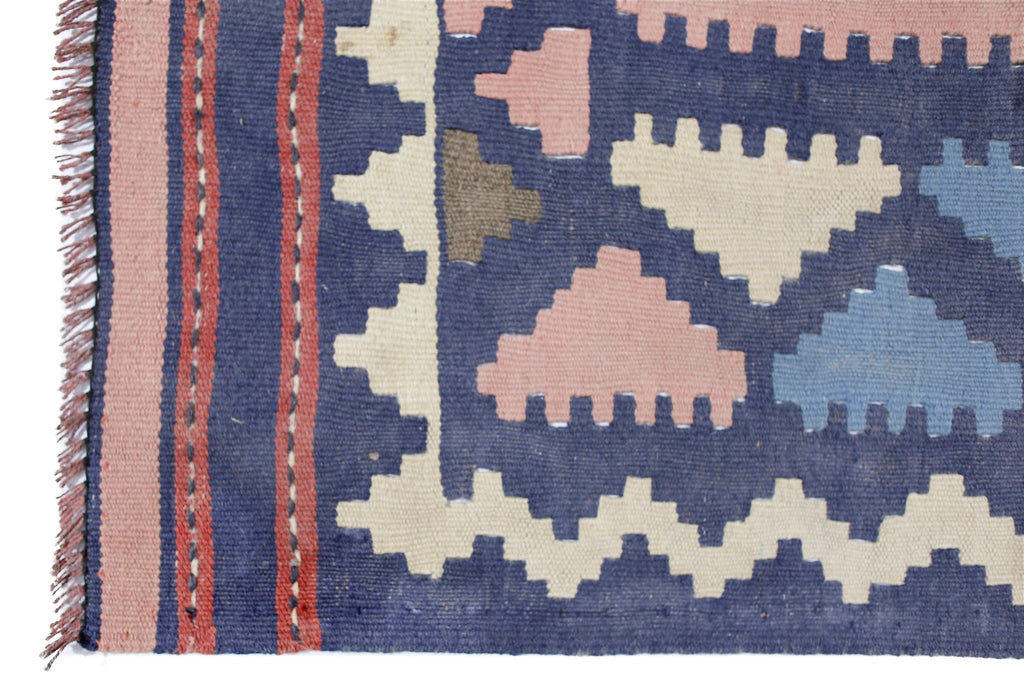 Handmade Vintage Persian Ghasghai Kilim | 276 x 192 cm | 9'1" x 6'4" - Najaf Rugs & Textile