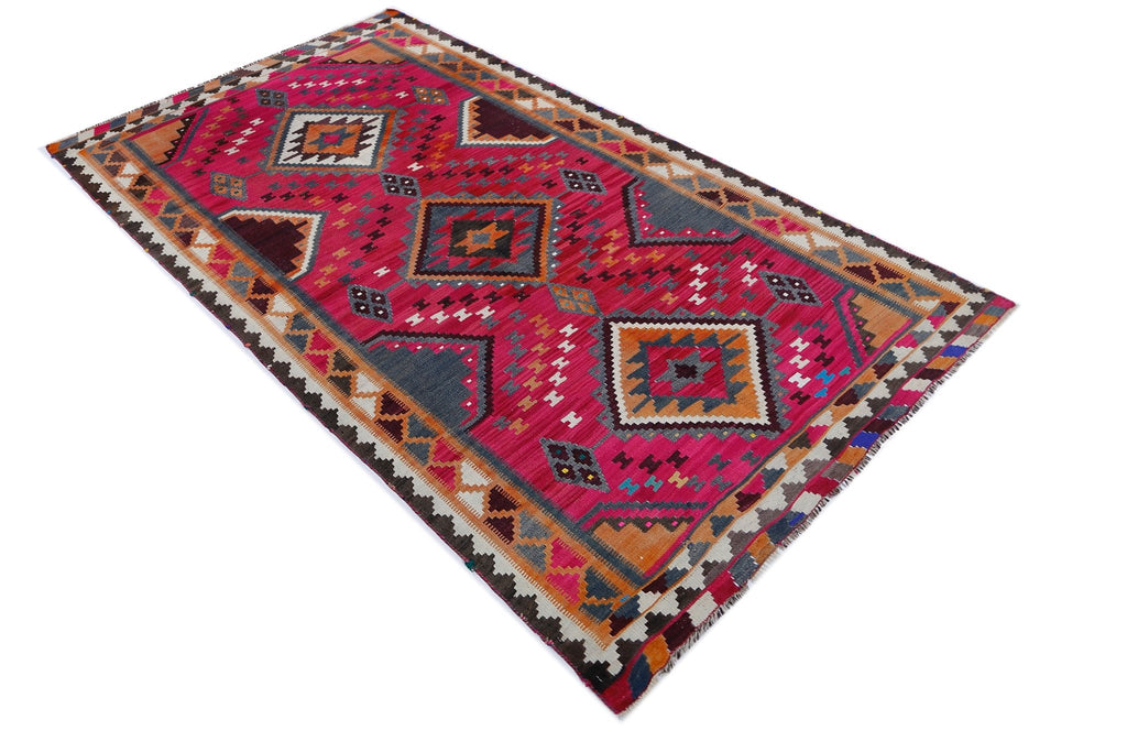 Handmade Vintage Persian Ghasghai Kilim | 281 x 144 cm | 9'3" x 4'9" - Najaf Rugs & Textile