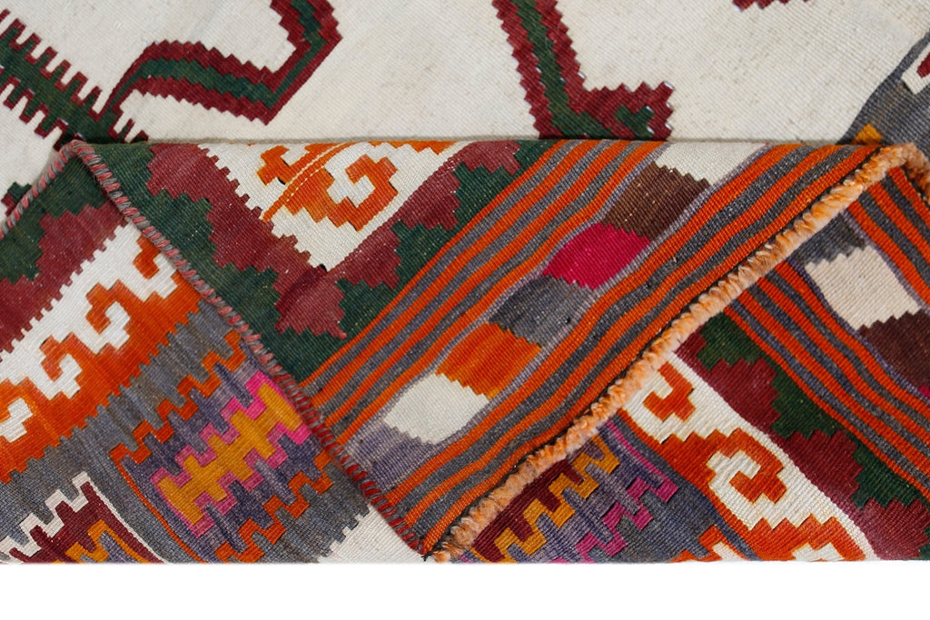 Handmade Vintage Persian Ghasghai Kilim | 285 x 156 cm | 9'4" x 5'1" - Najaf Rugs & Textile