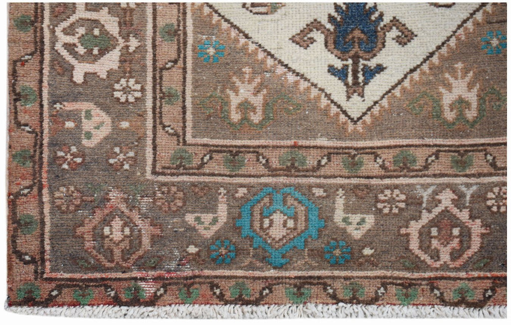 Handmade Vintage Persian Hallway Runner | 282 x 78 cm | 9'3" x 2'7" - Najaf Rugs & Textile