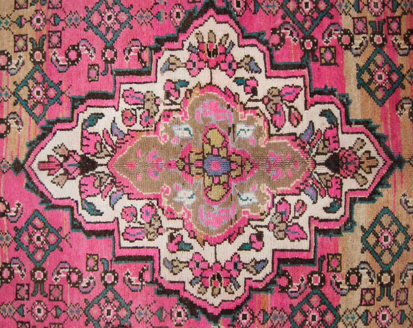 Handmade Vintage Persian Hossainabad Rug | 299 x 148 cm | 9'9" x 4'10" - Najaf Rugs & Textile