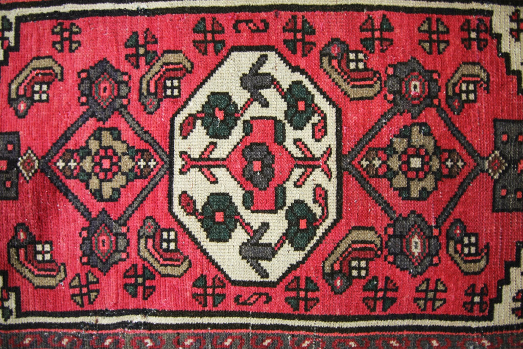 Handmade Vintage Persian Kerman Rug | 114 x 67 cm | 3'9" x 2'2" - Najaf Rugs & Textile