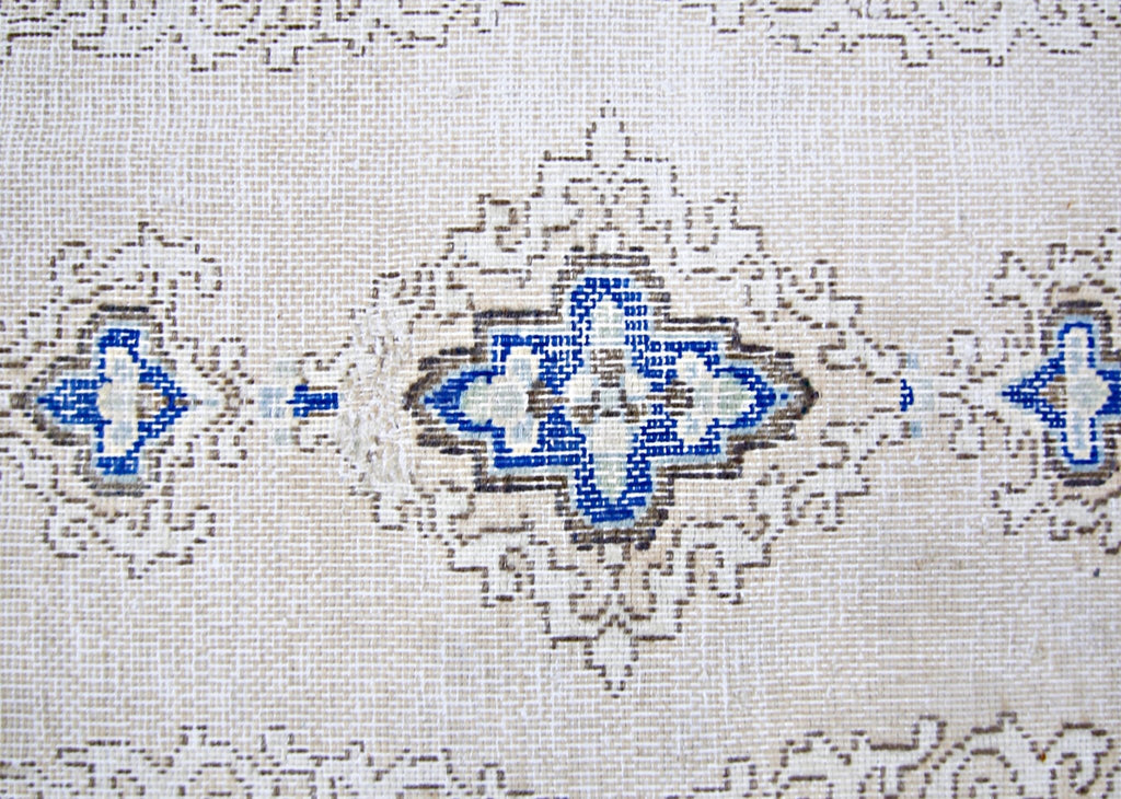 Handmade Vintage Persian Kerman Rug | 140 x 84 cm | 4'7" x 2'9" - Najaf Rugs & Textile
