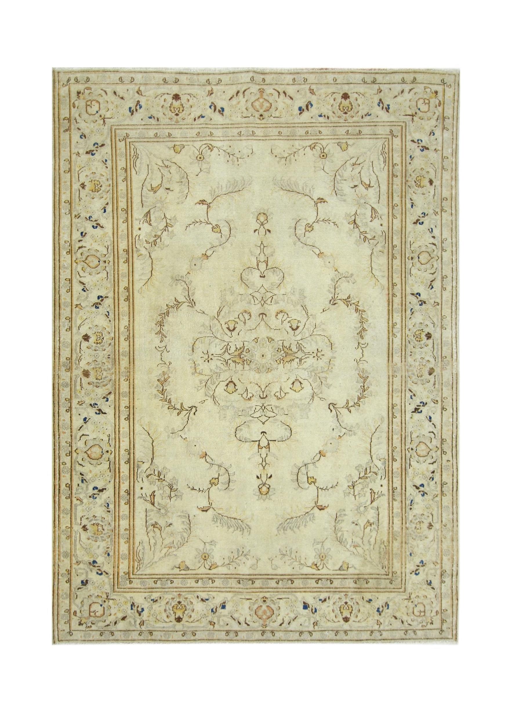 Handmade Vintage Persian Kerman Rug | 148 x 112 cm | 4'6" x 3'8" - Najaf Rugs & Textile