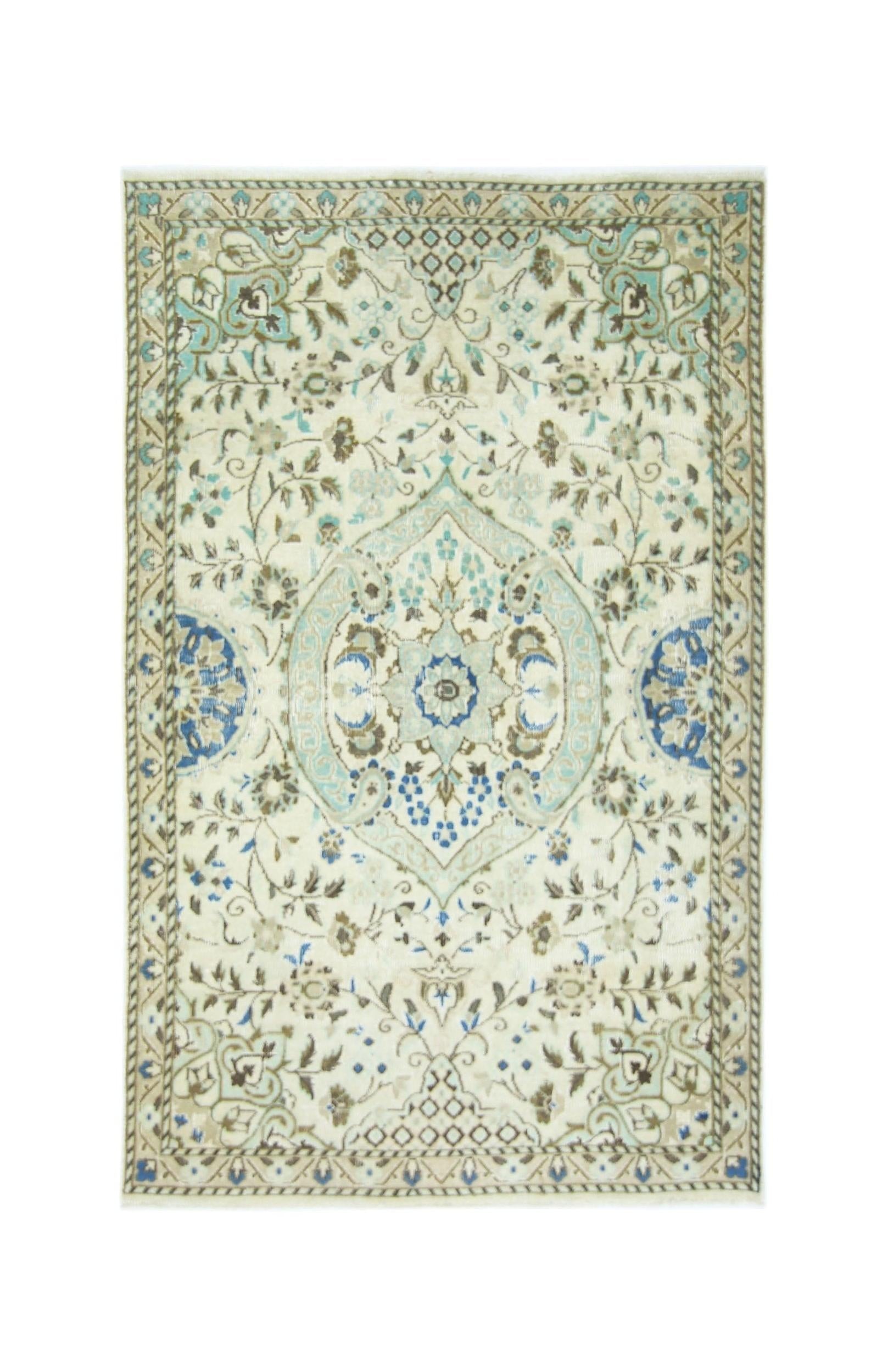 Handmade Vintage Persian Nain Rug | 137 x 85 cm | 4'6" x 2'10" - Najaf Rugs & Textile