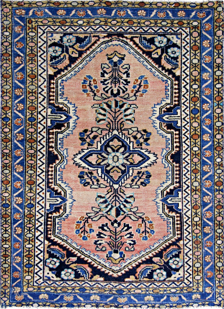 Handmade Vintage Persian Rug | 134 x 100 cm | 4'5" x 3'3" - Najaf Rugs & Textile