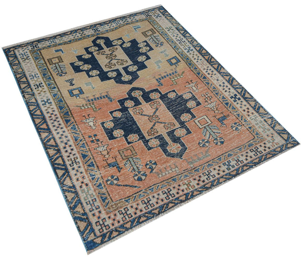 Handmade Vintage Persian Rug | 137 x 111 cm | 4'6" x 3'8" - Najaf Rugs & Textile