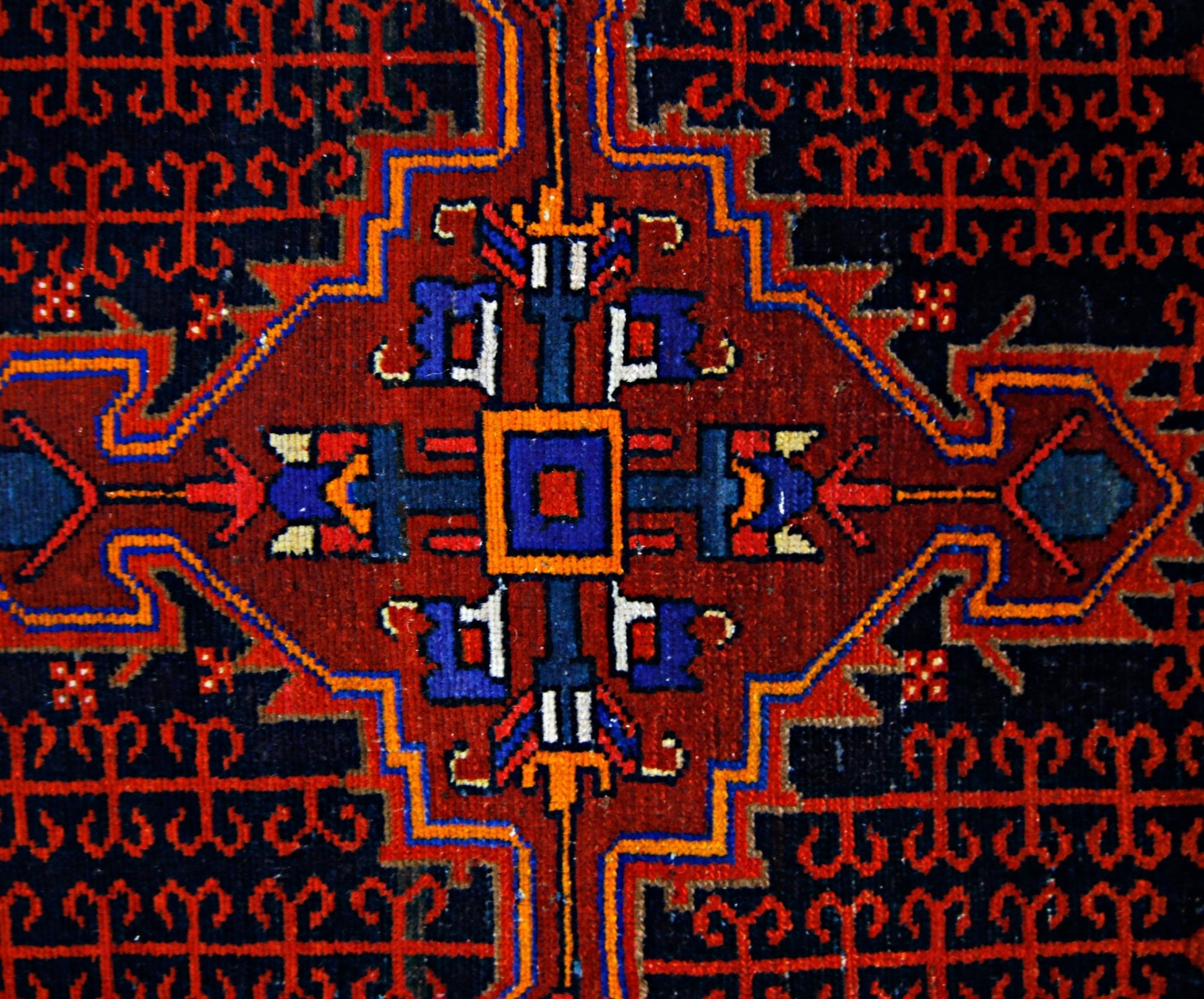 Handmade Vintage Persian Rug | 168 x 102 cm | 5'6" x 3'4" - Najaf Rugs & Textile