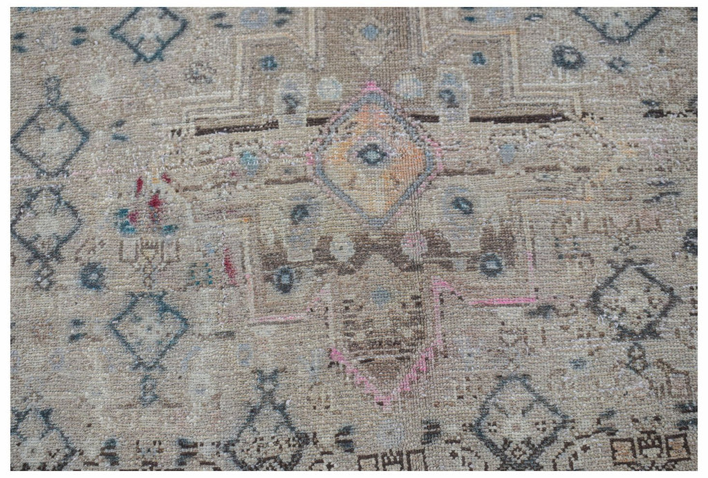 Handmade Vintage Persian Rug | 197 x 151 cm | 6'6" x 4'11" - Najaf Rugs & Textile