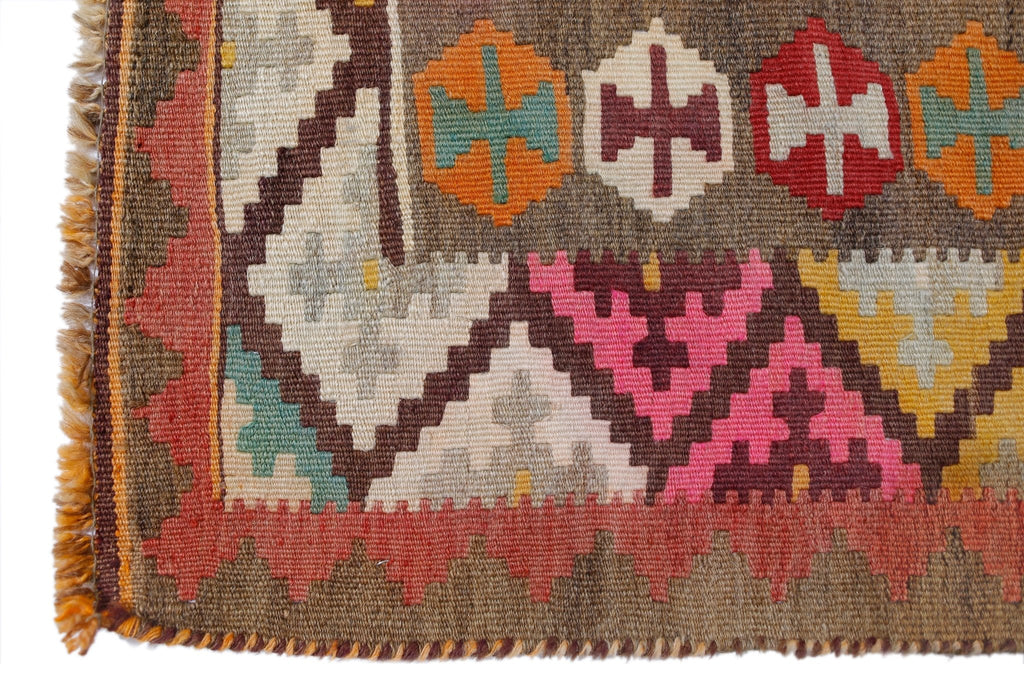 Handmade Vintage Persian Shiraz Kilim | 290 x 157 cm | 9'6" x 5'2" - Najaf Rugs & Textile