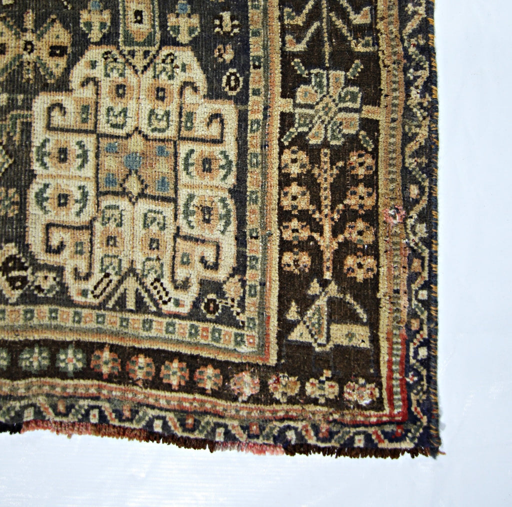 Handmade Vintage Persian Shiraz Rug | 231 x 153 cm | 7'7" x 5' - Najaf Rugs & Textile