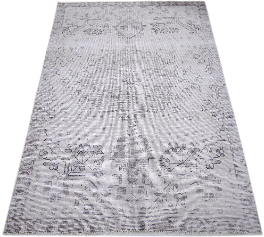 Handmade Vintage Persian Tabriz Rug | 119 x 93 cm | 3'11" x 3'1" - Najaf Rugs & Textile