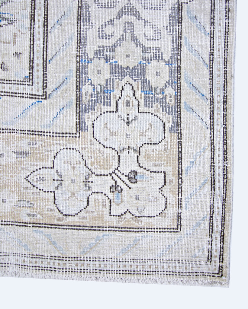 Handmade Vintage Persian Tabriz Rug | 285 x 193 cm | 9'4" x 6'4" - Najaf Rugs & Textile