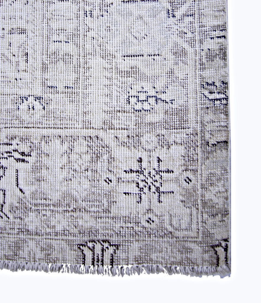 Handmade Vintage Persian Tabriz Rug | 319 x 239 cm | 10'6" x 7'10" - Najaf Rugs & Textile