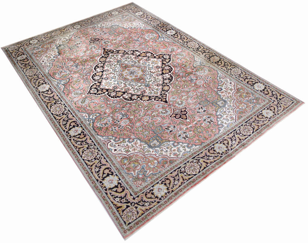 Handmade Vintage Silk Kashmiri Rug | 277 x 184 cm | 9'1" x 6' - Najaf Rugs & Textile