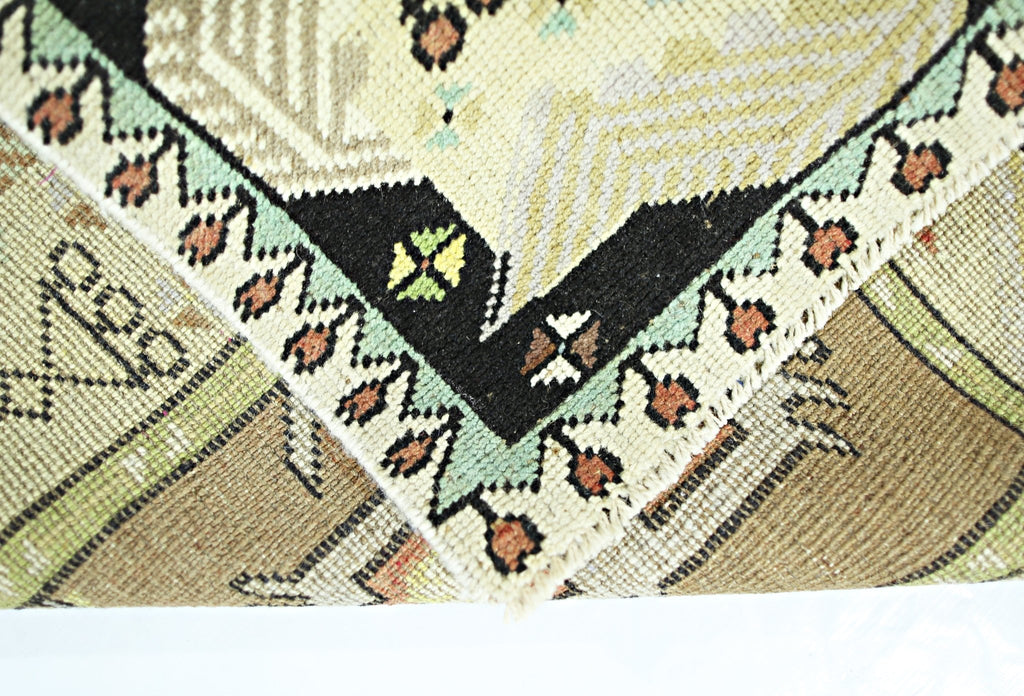 Handmade Vintage Turkish Hallway Runner | 277 x 74 cm | 9'1" x 2'5" - Najaf Rugs & Textile