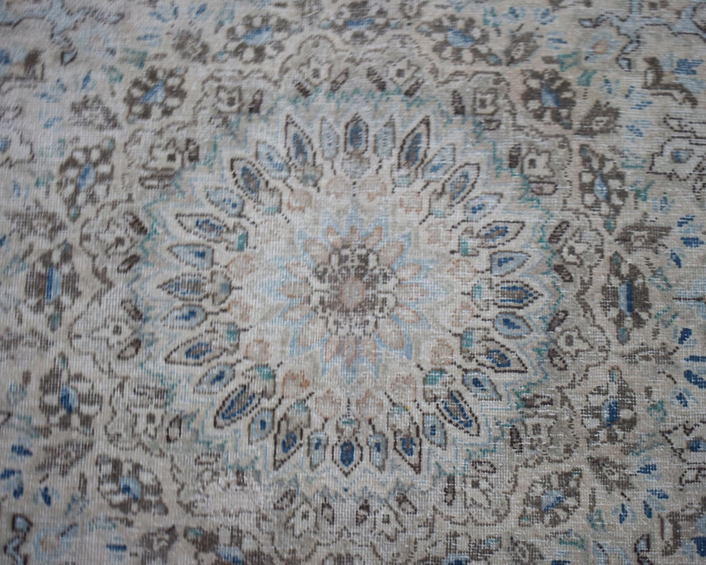 Handwoven Vintage Persian Kerman Rug | 375 x 287 cm | 12'4" x 9'5" - Najaf Rugs & Textile