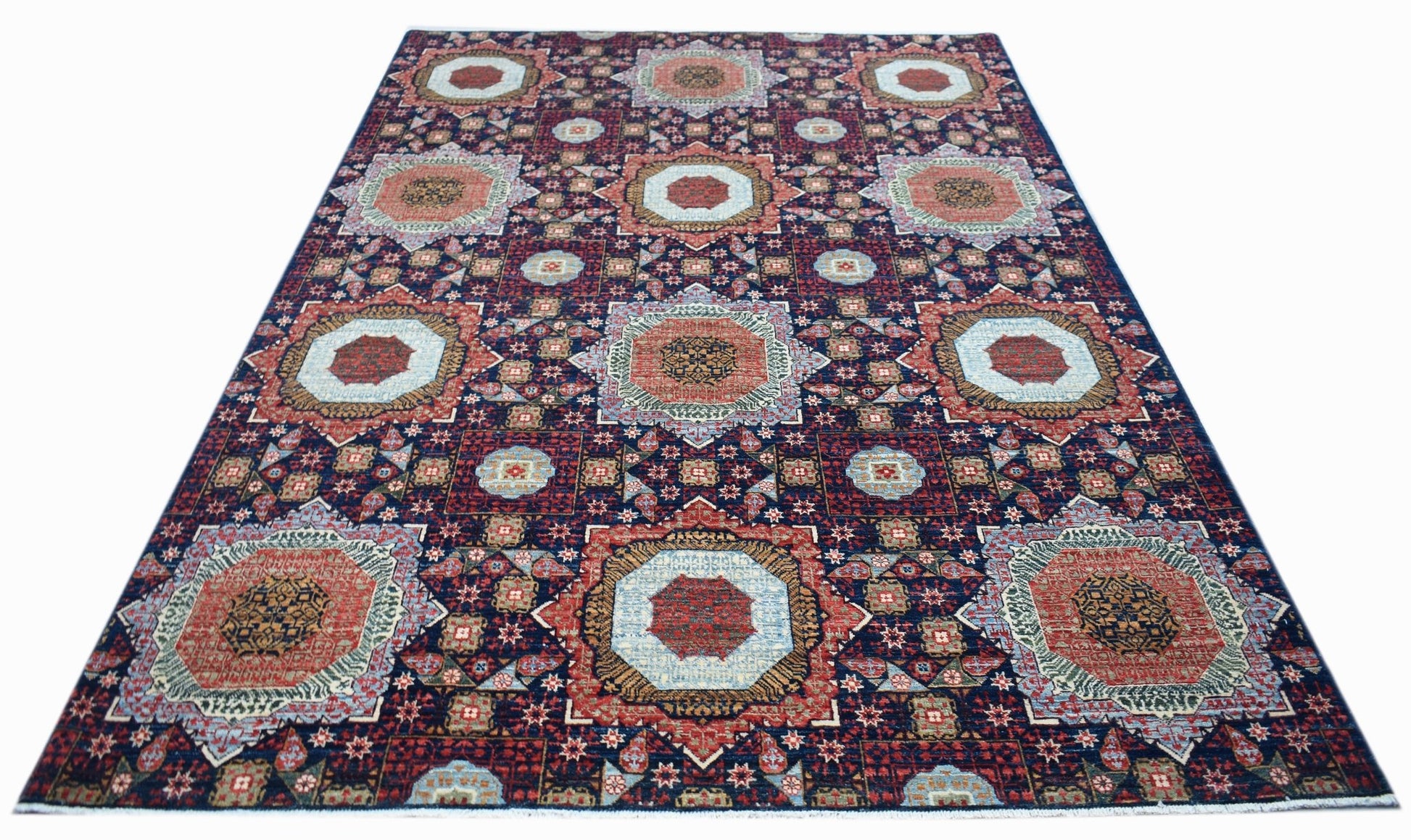 Handwoven Afghan Balkh rug featuring a traditional Mamluk medallion pattern in wool.